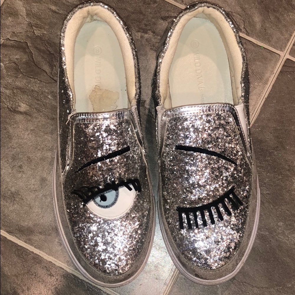 SPARKLE EYELASH DESIGN SNEAKERS